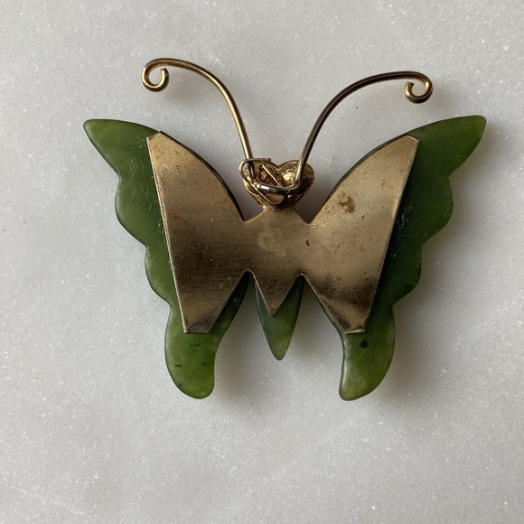 Vintage Jade Butterfly With Coral Eyes Pendant Cottagecore - Picture 2 of 2
